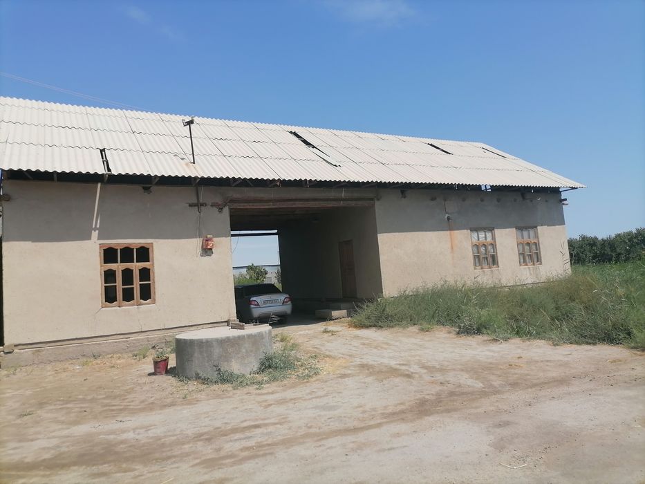 Uy sotiladi 12 sotix