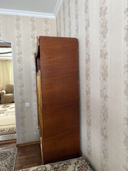 Советский сервант