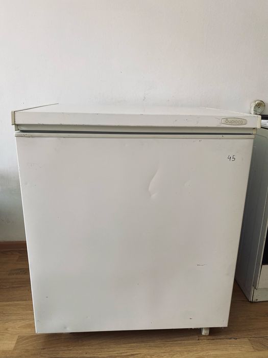 Продам морозильник