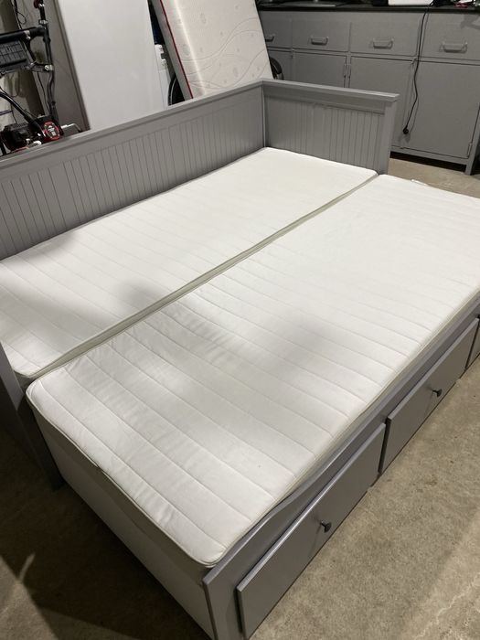 Divan ikea  cu 3sertare