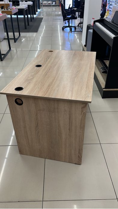Стол рабочий ЛДСП 1200х700