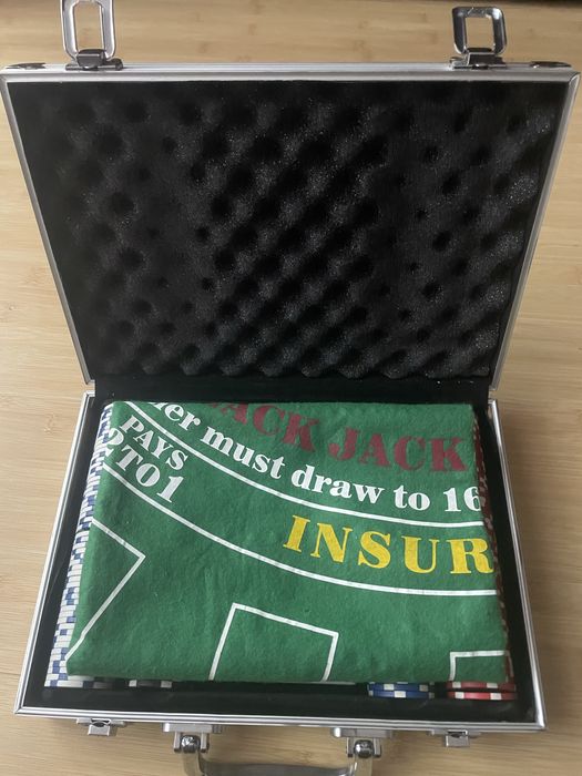 Trusa  de poker tip servieta diplomat