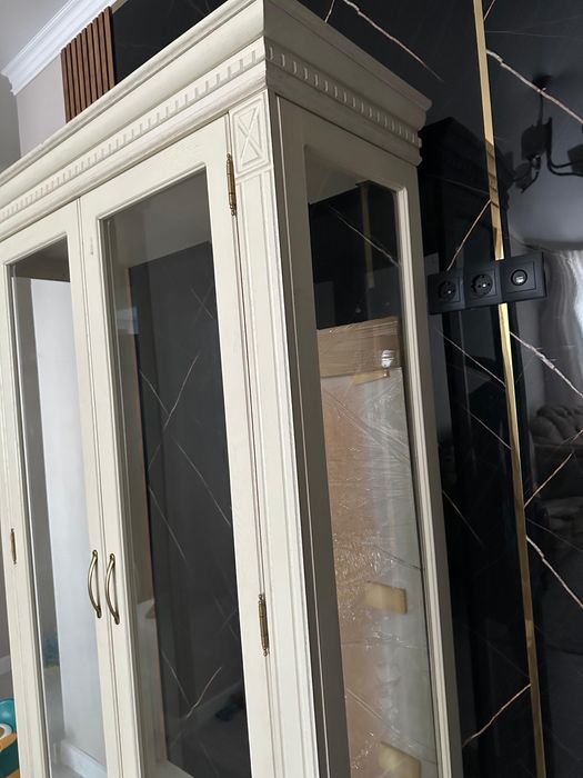 Сервант для посуды