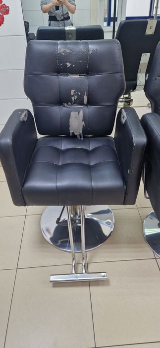 Кресла парикмахерские