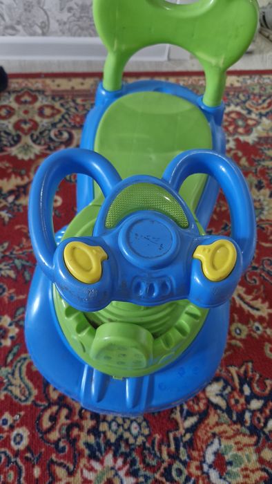 Машинка детский  срочно