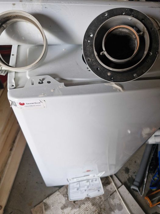 Centrala termica gaz Saunier Duval 30kw, tiraj fortat