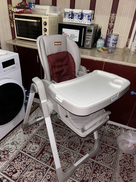 Стол для кормление Mstar