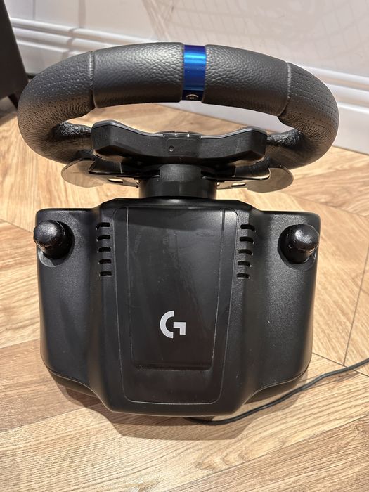 Volan logitech g923 + schimbator viteze logitech