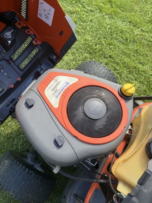 Трактона косачка Husqvarna TC138