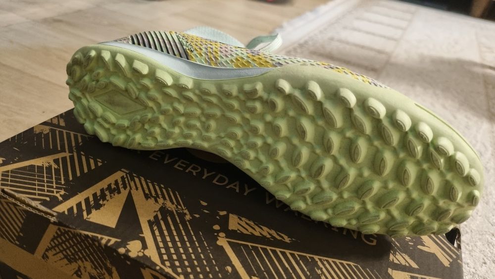 Продам сороконожки новые