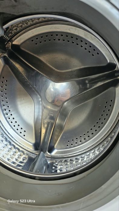 Продается стиральная машинка на запчасти