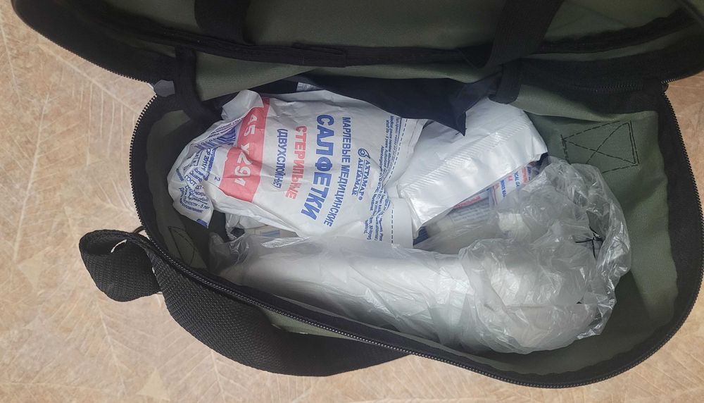 Сумка санитарная  -аптечка первой помощи