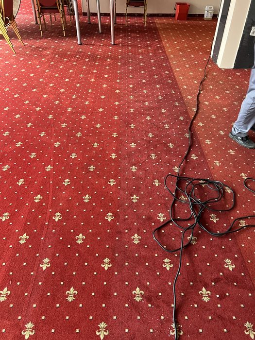 Mochete,covoare,curatenie dupa constructor