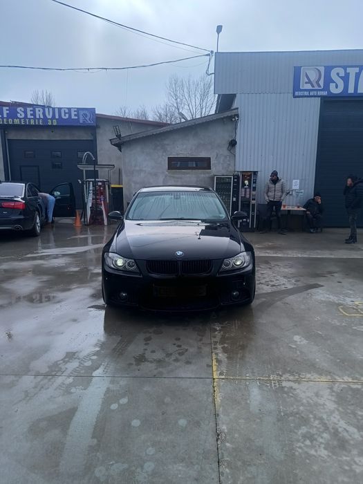 Vând bmw e90 non facelift