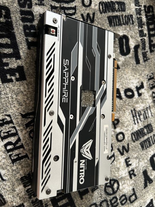 Pachet PC Gaming - i5 10400F (Box) / Carcasă sticlă + Sursă 700W