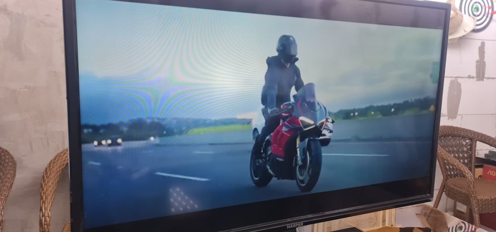 Смарт тв 40' 102см.