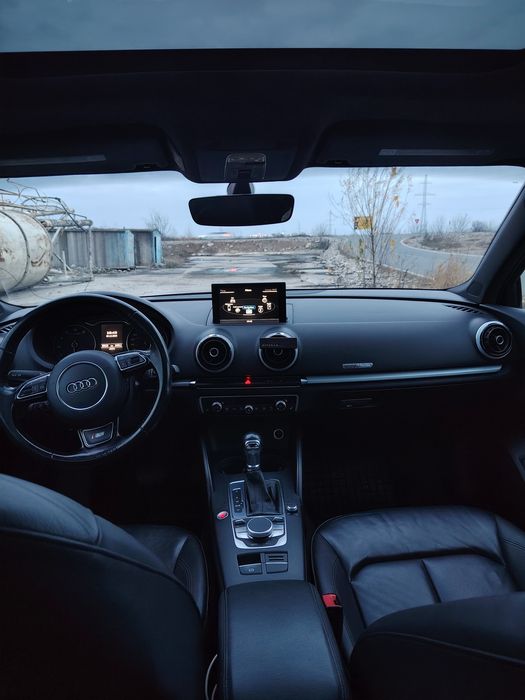 Audi A3 2.0T, quattro sedane