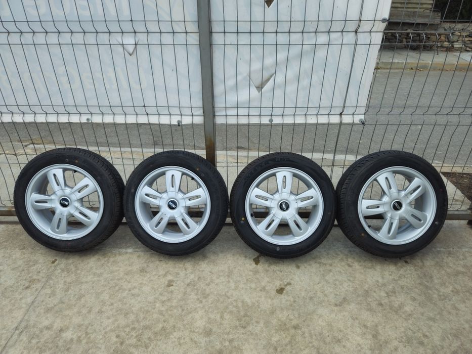 Джанти Mini 15 цола , 4х100 , 5.5j , et45  155/65/15 Toyota  , Suzuki