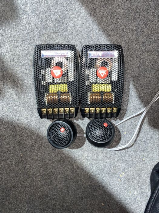 Продам динамики аура компанентная