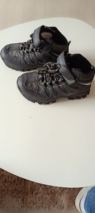 Детски Спортни Обувки