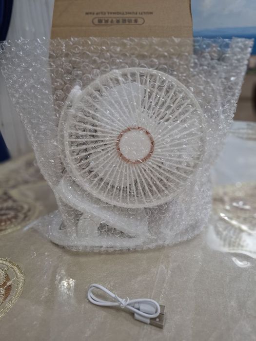 Mini Ventilator Stol Ustiga Quyiladigan Qisqichli