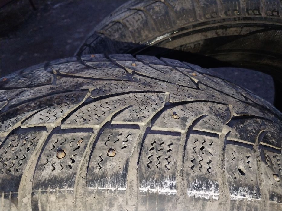 2 шины Sailun 235 60 R18.