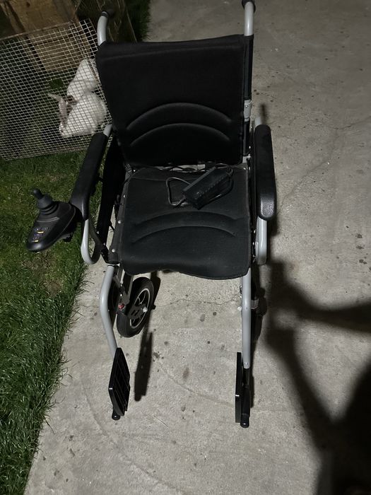 Инвалидная коляска