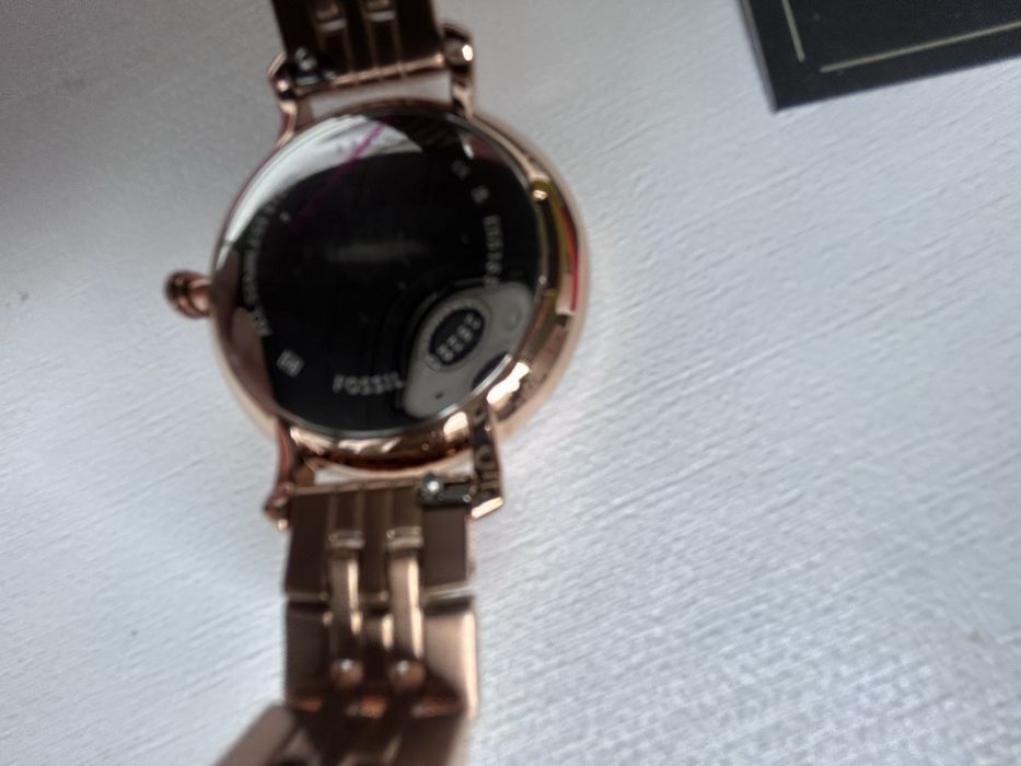 Нов дамски часовник Fossil Jacqueline ,розов цвят.