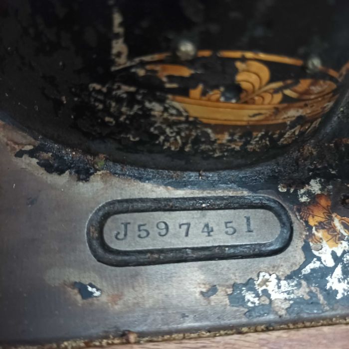 Антиквариат Зингер Швейная машинка рабочая