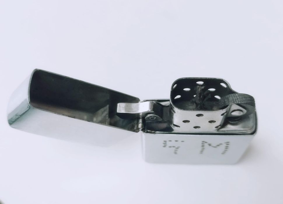Veche bricheta Zippo 1982