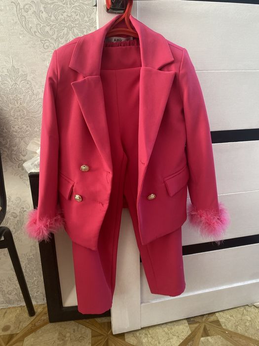 Продам детский одежду