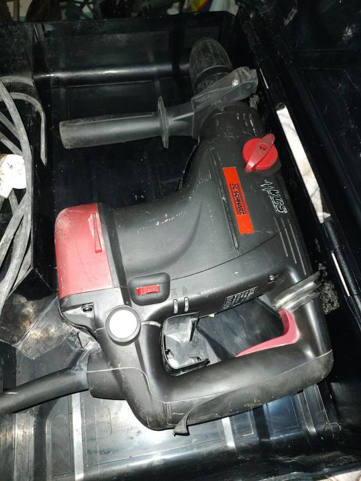 Перфоратор къртач Bosch SDS-MAX