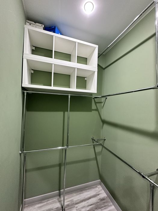 Продаются 2 белые полки