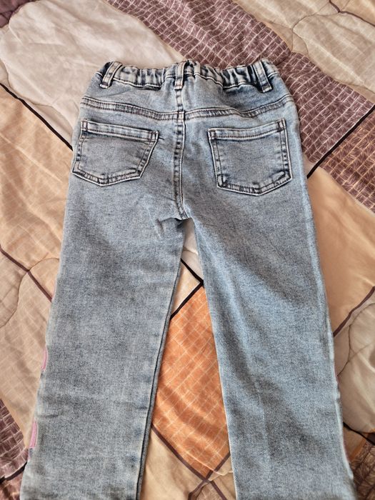 Детски дънки за момиче