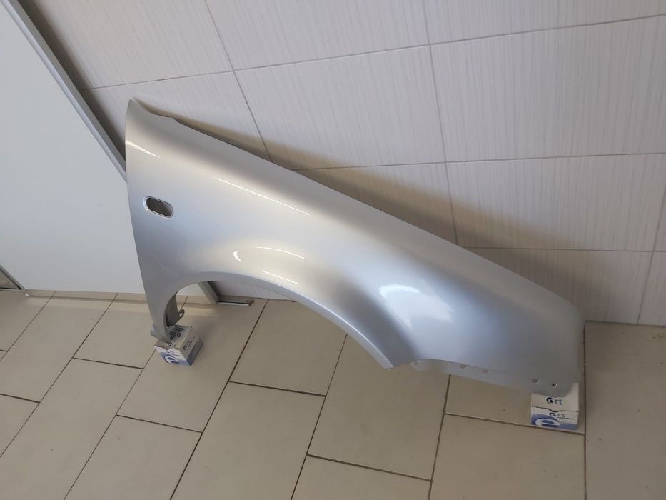 Aripa Fata Dreapta VW Golf 4/IV 1998-2004 (LA7W (GRI))