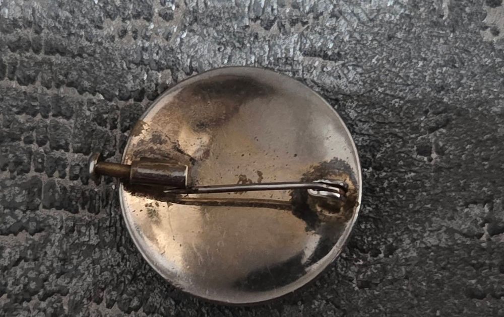 Brosa damascena- aur negru de Toledo