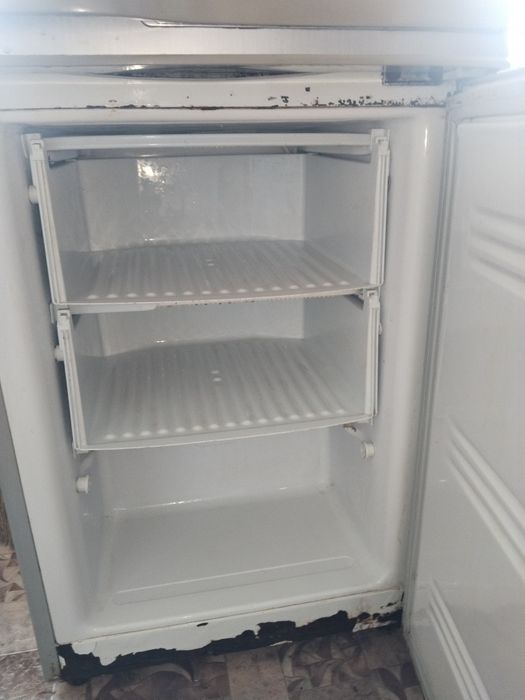 Продам холодильник самсунг