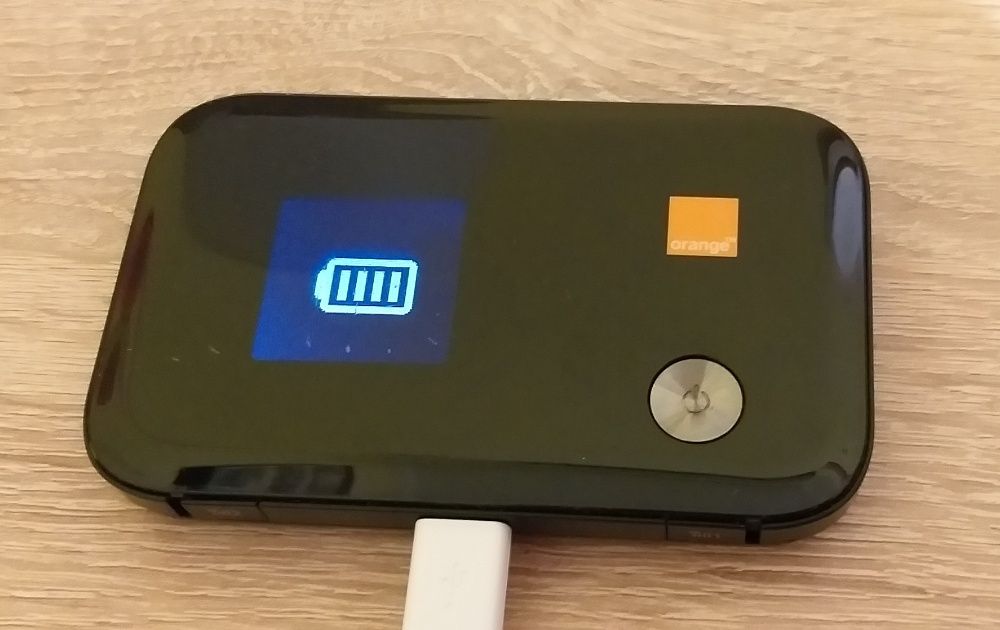 Router Modem Wifi wireless Huawei airbox portabil merge in orice retea