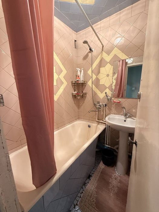 Olmazor tumanida 4 xonali kvartira ijaraga