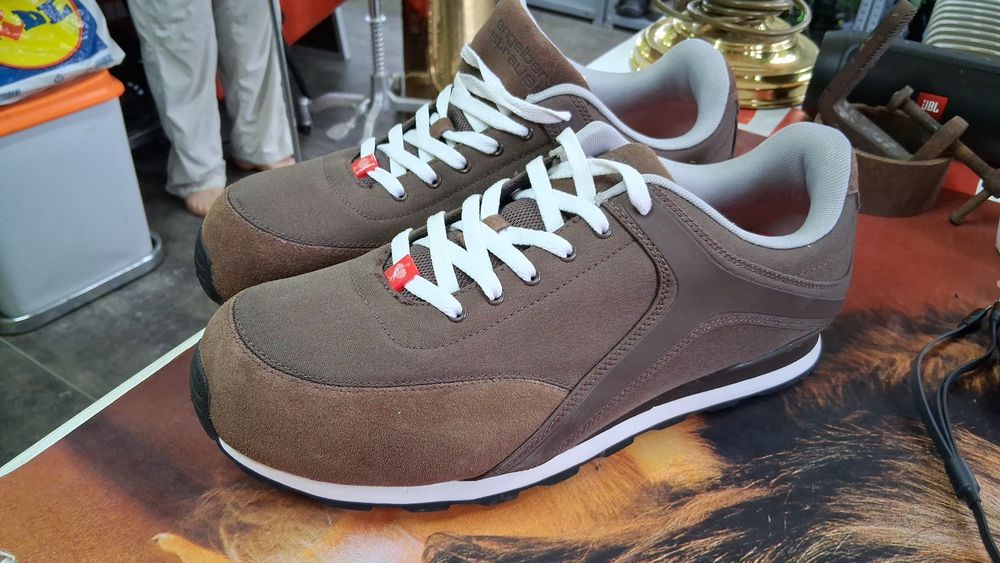 Bocanci   Jalas  Atlas  Cofra