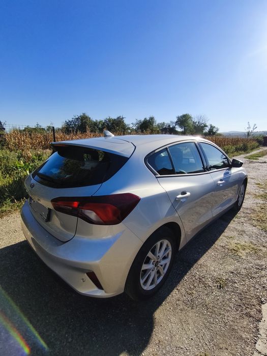 FORD Focus 2022 — imagine 4