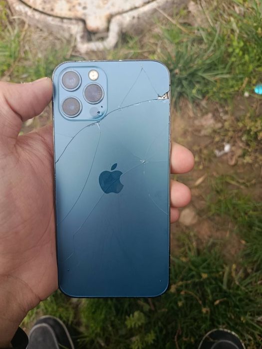 Iphone 12 pro LLA srochnaa