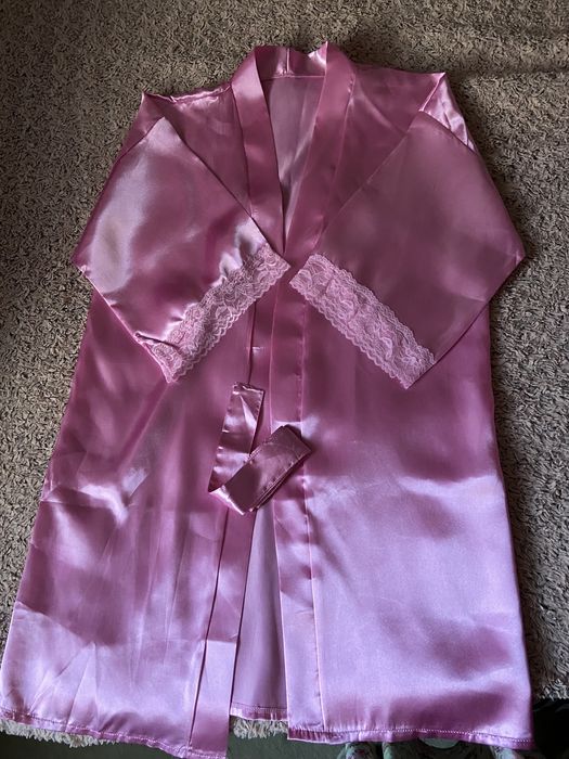 Дамска пижама, нова. Размер М, 100% полиестер.