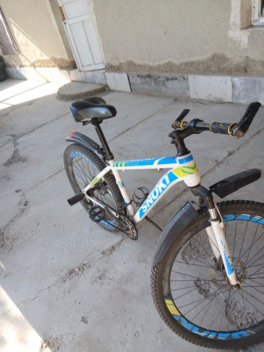 Velik sotiladi xolati yaxshi narxi 700 ming