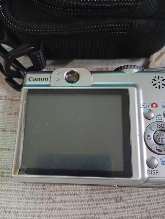 Компактен дигитален фотоапарат Canon PowerShot A560