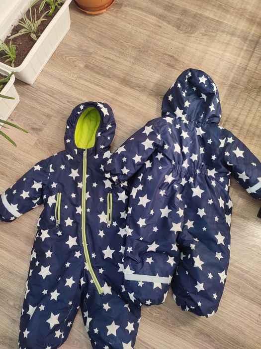 Продам комбинезоны детские