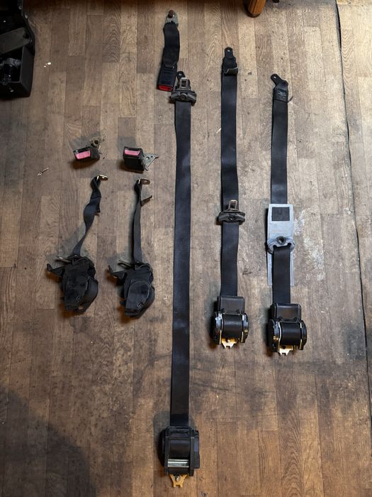 Всякакви части за бмв е34