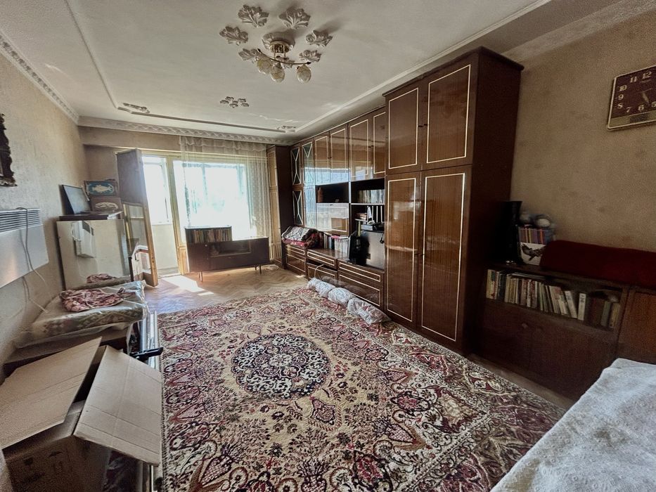 Продава се Двустаен апартамент в Шумен, Тракия - 60 кв.м за 1131 €/кв.м - Снимка #1