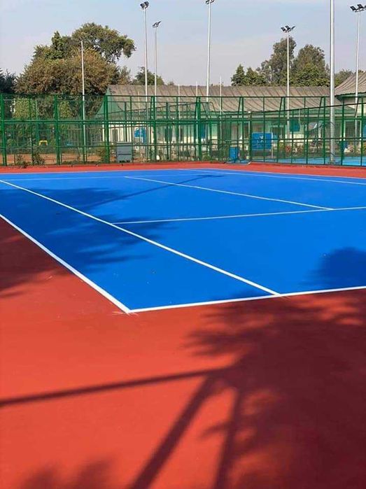 Строительство теннисных корт, и других спортивных объектов
