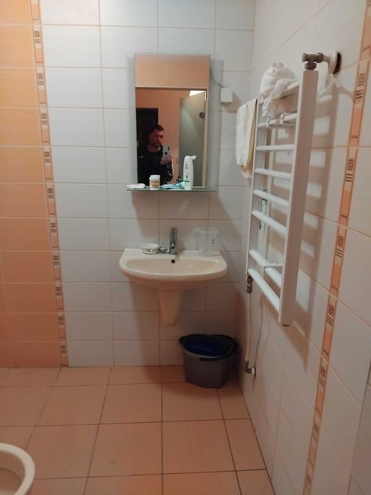 Под наем обзаведен апартамент в центъра на София. Цена 500 евро. Тел. за връзка 0886854164.